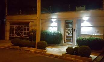 Imagem 3: Casa para venda tem 333 metros quadrados com 3 dormitórios