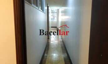 Imagem 5: APARTAMENTO EM RUA NOBRE, PLANTA DIFERENCIADA, 01 POR ANDAR. IMPERDÍVEL!!