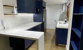 Imagem 4: Casa para Venda em Cotia, Granja Viana, 2 dormitórios, 2 suítes, 4 banheiros, 2 vagas