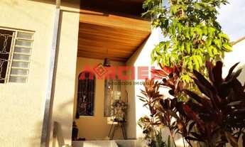 Imagem 2: Venda - CASA - ESTORIL - TAUBATE - 250 M² AT - 94 M² AC - 3 DORM - VALOR R$ R$ 320.000,00