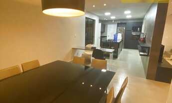 Imagem 7: Casa para Venda em Cabo Frio, Praia do Foguete, 5 dormitórios, 4 suítes, 6 banheiros, 2 va