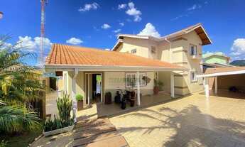 Imagem: Casa com 7 dormitórios à venda, 410 m²