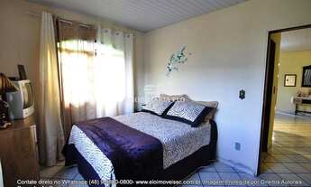 Imagem 7: Casa de 01 dormitório com 2 Kitinetes no bairro Real Parque