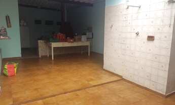 Imagem 3: CASA NA AVIAÇAO 3 DORM SALA 2 AMBIENTES 4 VAGAS DE GARAGEM 100 M² HÁ 650 METROS DA PRAIA