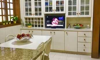 Imagem 3: Casa de condomínio para venda possui 422 metros quadrados com 4 suítes