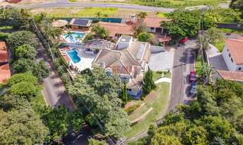 Imagem 3: A Casa Mirante com 4 suítes à venda no condomínio Marambaia- Vinhedo- S.P