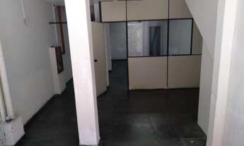 Imagem 2: Alugo loja no centro muito ampla e bem localizada!