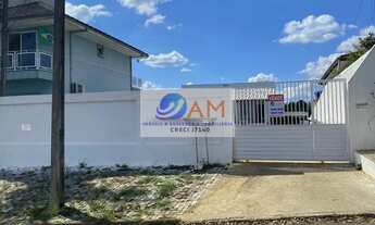 Imagem: Residência em alveria com barracão, próximo