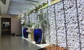 Imagem 9: Casa de condomínio térrea para venda possui 800 metros quadrados com 6 quartos