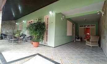 Imagem: Casa para venda tem 450 metros quadrados