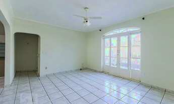 Imagem 3: Casa para Aluguel - Santa Genebra, 3 Quartos, 150 m2