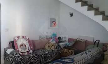 Imagem: Sobrado em rua super tranquila