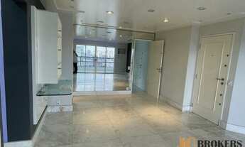 Imagem 2: Apartamento espaçoso de 102m², 3 dormitórios, sendo 1 suíte, 2 vagas