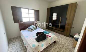 Imagem 7: Casa para alugar, 3 quartos, 1 suíte, 2 vagas, Jardim Patrícia - Uberlândia/MG - R$ 2.000