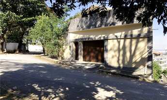 Imagem 3: Casa com 6 dormitórios à venda