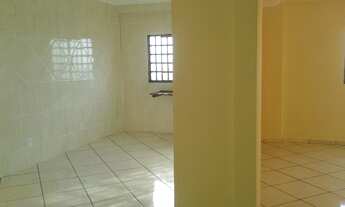 Imagem 6: Linda casa próximo ao centro de Ibirité, com 03 quartos. Tel: 9