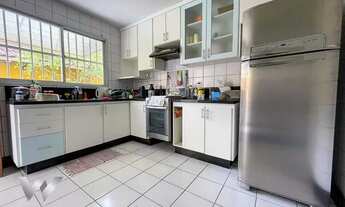 Imagem 6: Casa duplex com 5 quartos, sol da manhã, próximo à praia em Jardim Camburi