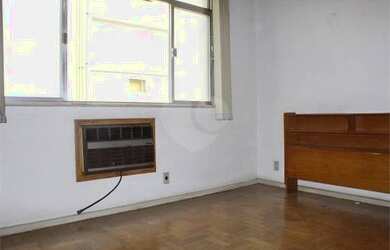 Imagem 7: Apartamento para venda possui 70 metros quadrados com 2 quartos em Tijuca - Rio de Janeiro