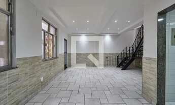 Imagem 3: Casa para Aluguel - Maracanã, 2 Quartos, 250 m2