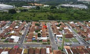 Imagem 2: Condomínio Vila dos Pássaros - Casa Térrea com 02 quarto- Semi-mobiliada- Financia- Tarumã