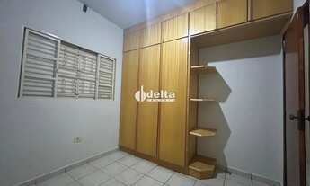 Imagem 11: Casa residencial com 3 quartos sendo 1 suíte, disponível para locação no bairro Jardim Pat