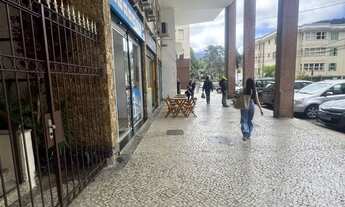 Imagem 2: Lindo Apartamento no Centro de Petrópolis Moderno e 100% reformado na Rua Irmãos D?Angelo