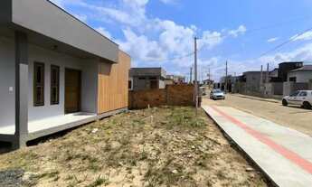 Imagem 2: Casa 2 dorm ÓTIMO acabamento com TERRENO AMPLO próxima ao centro de Criciúma