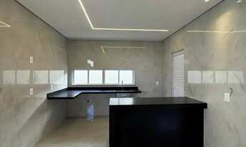 Imagem 5: Casa Em Condomínio na Cidade Alpha-TERRAS 04 - de 220m² Sendo 4 Suítes\Piscina\Casa com