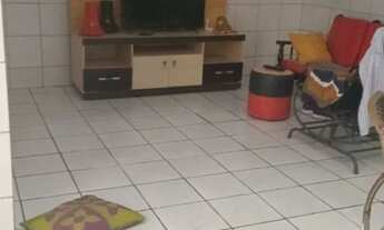 Imagem 5: Casa a venda no Centro de Limoeiro-PE