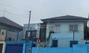 Imagem: Casa com 04 quartos no bairro Rio Branco