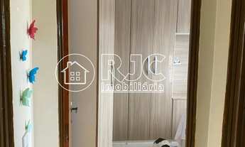 Imagem 5: Imóvel para venda possui 75 metros quadrados com 2 quartos em Barro Vermelho - São Gonçalo