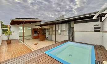 Imagem: Casa triplex em Jardim Camburi