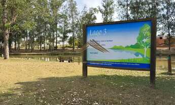 Imagem 12: Terreno com frente ao lago no Ninho Verde 1, lote único