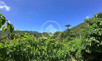 Imagem 3: Mini sítio com casa faltando somente acabamento, 2300m², Prata dos Aredes, Teresópolis/RJ