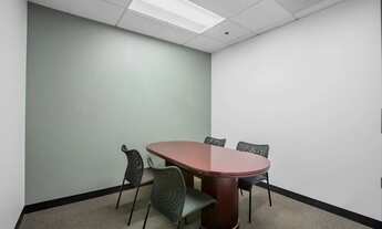 Imagem: Escritório para alugar para 4 pessoas em