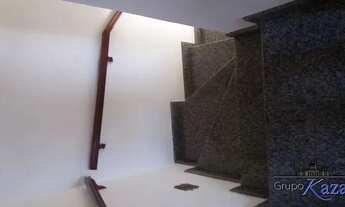 Imagem 4: Sobrado para aluguel possui 206 metros quadrados com 3 quartos