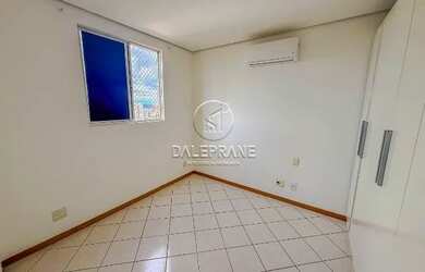 Imagem 2: 2 quartos, 1 suíte, 2 vagas soltas, andar alto e vista livre no Residencial Donatello