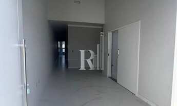 Imagem 5: Casa à venda com 02 dormitórios sendo uma suíte e vaga de garagem junto a um belo jardim