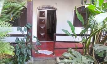 Imagem: Casa com 400m² com 3 quartos (sendo 1 suíte)