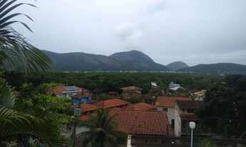 Imagem 3: Casa para venda possui 360 metros quadrados com 4 quartos em Maravista - Niterói - RJ