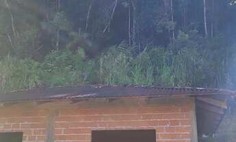 Imagem 2: Terreno de 8400m2