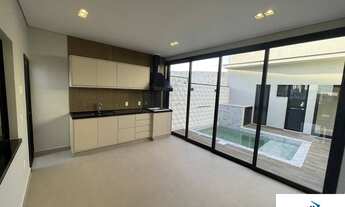 Imagem 2: Linda Casa de Condomínio com 3 quartos, 5 banheiros e piscina de hidromassagem