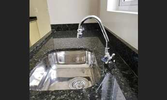 Imagem 3: APTO NOVINHO SEMI-MOBILIADO - PRONTO PARA MORAR EM MEIA PRAIA - 2 SUÍTES