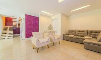 Imagem 7: Em condomínio com 03 suítes, 05 banheiros, piscina e semimobiliada