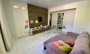 Imagem 5: Casa a Venda em Praia João Rosa/ Biguaçu, com 3 dormitórios, sendo 1 suíte