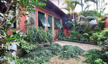 Imagem 2: Linda casa térrea com ampla área externa! AC: 209m² AT: 420m² - Rua Cancioneiro de Evora