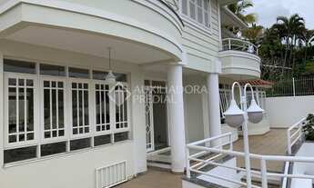 Imagem 2: FLORIANóPOLIS - Casa Padrão - Carvoeira