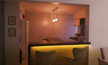 Imagem 2: A352 - Apartamento no centro da cidade com duas suítes e móveis planejados