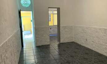 Imagem: Alugo casa com 2 quartos em Colégio, perto