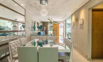 Imagem: Sobrado, 3 Suítes, Mobiliado, Água Verde